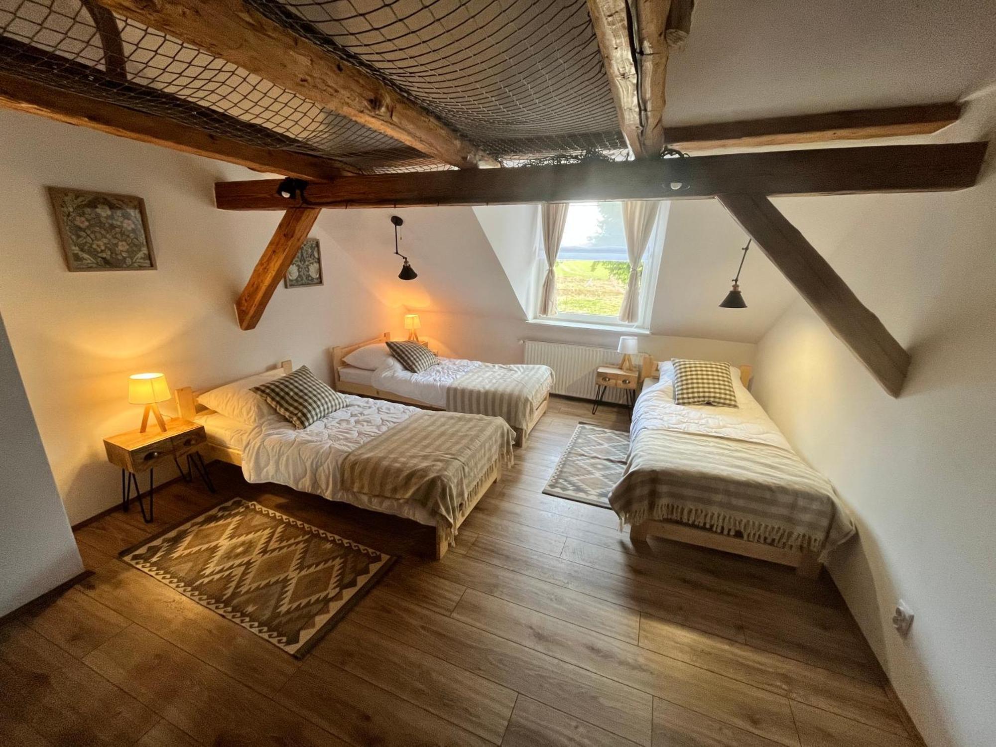 Dobrze Mi Tu-Kikity Apartment Екстериор снимка